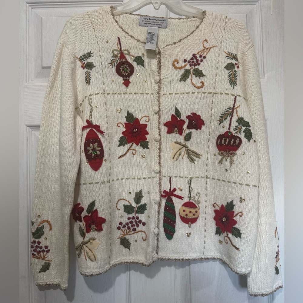 Vintage Embroidered Christmas cardigan sweater Tiara International Medium
